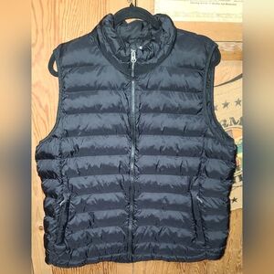 32 Degrees Black Puffer Vest